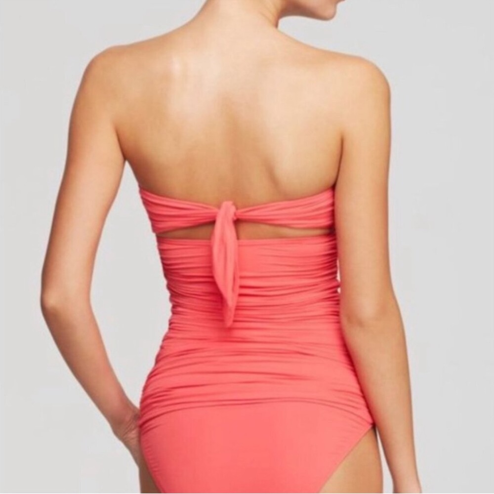 Carmen Marc Valvo Excellent condition Molded Cup Tie Back Bandeau One Piece 6 - Picture 2 of 5